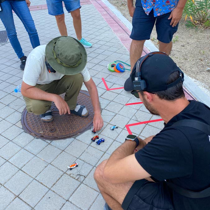 Operador de dron de Akira Aerials realizando filmación con Dron FPV en anuncio publicitario