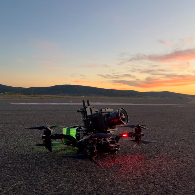 Drones FPV en España para rodajes publicitarios y Cine