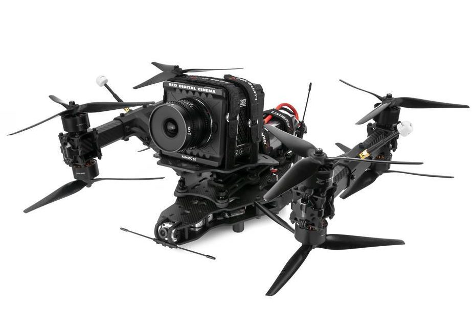 Servicio filmación con dron FPV con cámara de cine RED KOMODO 6k